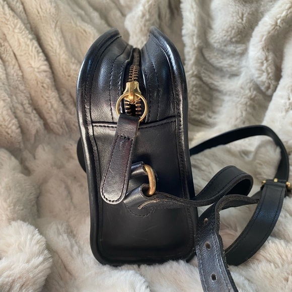 Vintage Coach Black Leather Metropolis Zip Shoulder Bag #9087 - Picture 4 of 8